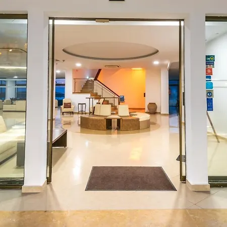 Plaza 3* מאסורי