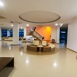 Hotel Plaza Masouri