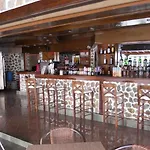Hotel Plaza 3*