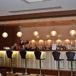 Hotel Plaza 3*