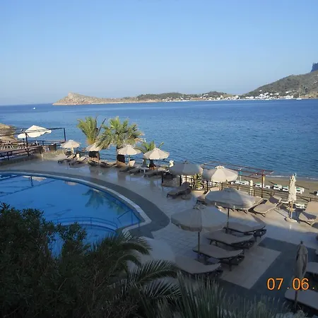 Plaza 3* Masouri