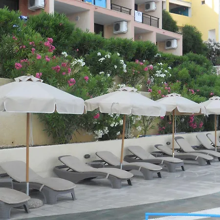 Hotel Plaza 3*